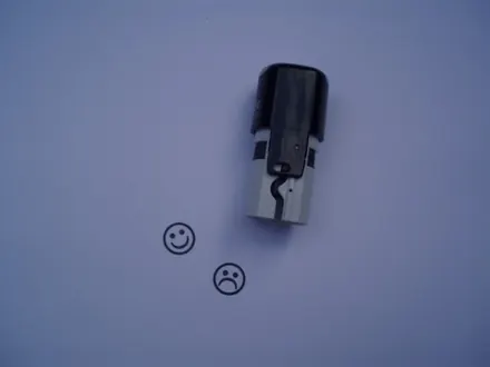 Samonamáčecí razítko smajlík smutný